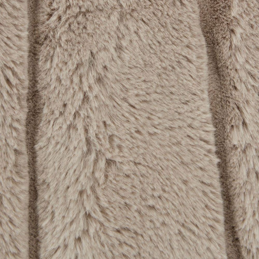 STAVKLOKKE pleed