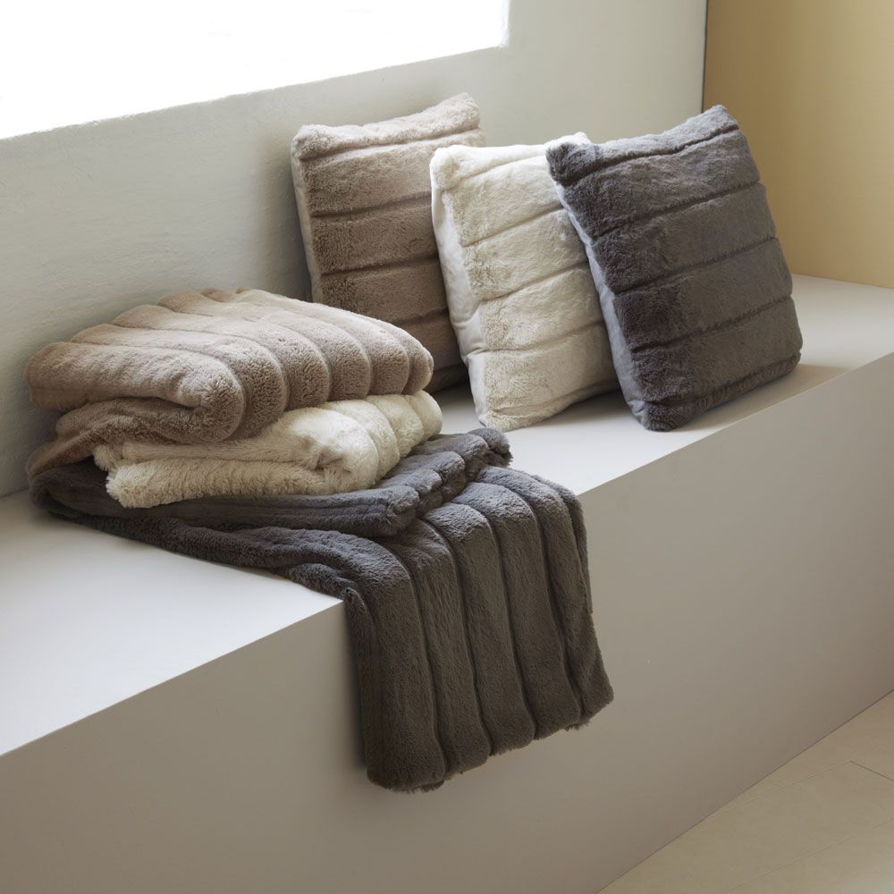 STAVKLOKKE pleed