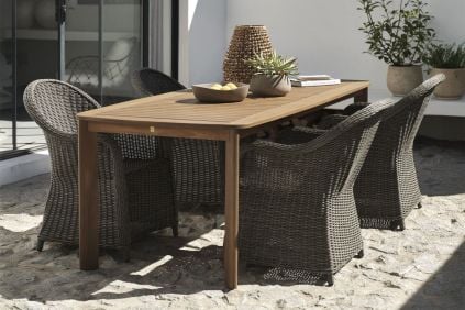 UVDAL+GAMMELBY aiamööblikomplekt