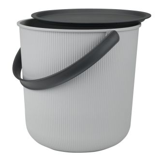 AKITA Ämber